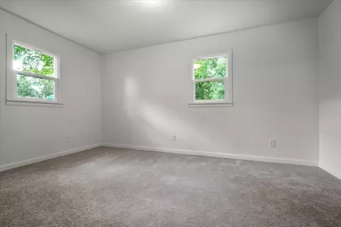 500 E Franklin St, Hudson, IL 61748 photo 10