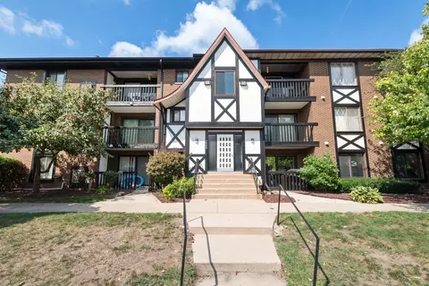 13620 Lamon Ave #417, Crestwood, IL 60418
