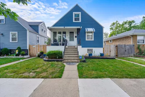 42 46th Ave, Bellwood, IL 60104
