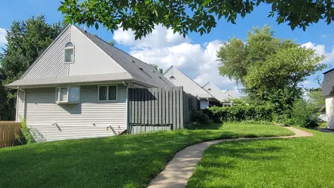 4112 Laramie Ln #5, Rockford, IL 61108