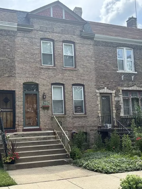 11317 S Champlain Ave, Chicago, IL 60628