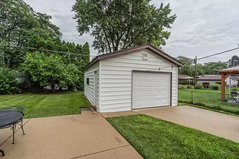 47 Willow Trl, Wheeling, IL 60090 photo 25