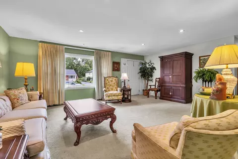 47 Willow Trl, Wheeling, IL 60090 photo 7