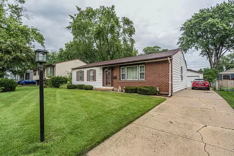 47 Willow Trl, Wheeling, IL 60090 photo 4
