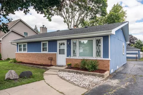 309 N Edgewood Ave, Wood Dale, IL 60191