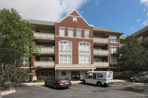 77 N Quentin Rd #414, Palatine, IL 60067