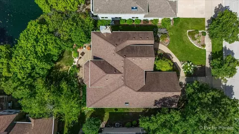 View/Area - 2548 Sutton Ln, Aurora, IL 60502 photo 3 of 10