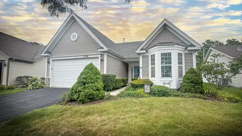 13128 Birmingham Ct, Beach Park, IL 60083