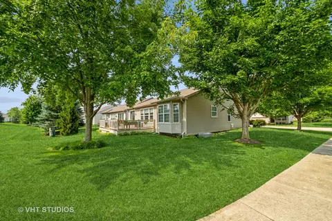 2451 Rolling Ridge Ln, Elgin, IL 60124 photo 25