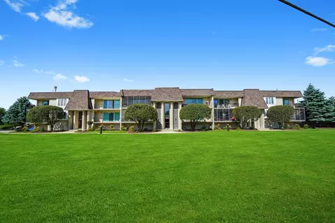 15713 Brassie Ct #1S, Orland Park, IL 60462