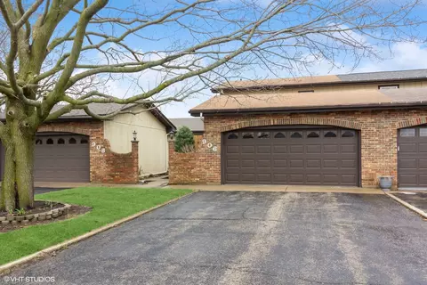 906 Reimann Ave, Sandwich, IL 60548