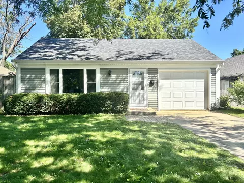 100 Long Beach Rd, Montgomery, IL 60538
