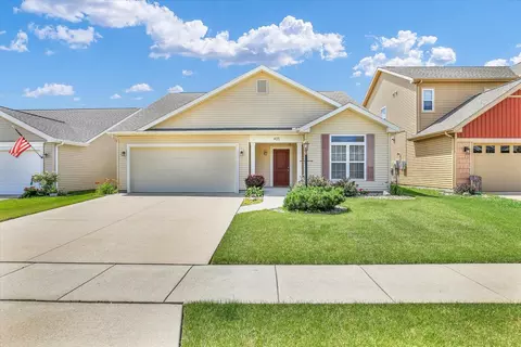 405 Krebs Dr, Champaign, IL 61822