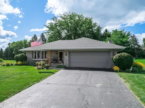 1309 Riverbend Ln, Belvidere, IL 61008