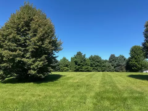 00 Cals Ct, Harvard, IL 60033