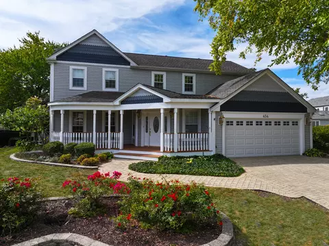 454 Willington Dr, Schaumburg, IL 60194
