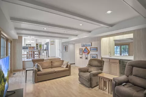 Living - 560 N Forest Dr, Addison, IL 60101 photo 5 of 6