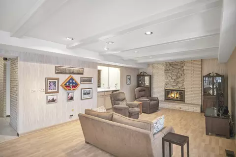 Living - 560 N Forest Dr, Addison, IL 60101 photo 6 of 6