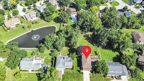View/Area - 560 N Forest Dr, Addison, IL 60101 photo 3 of 6