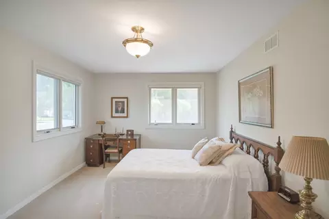 Bedroom - 560 N Forest Dr, Addison, IL 60101 photo 5 of 8