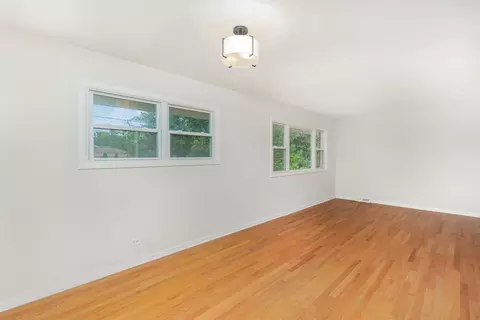 472 Lance Dr, Des Plaines, IL 60016 photo 6