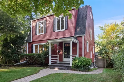 1310 Wesley Ave, Evanston, IL 60201