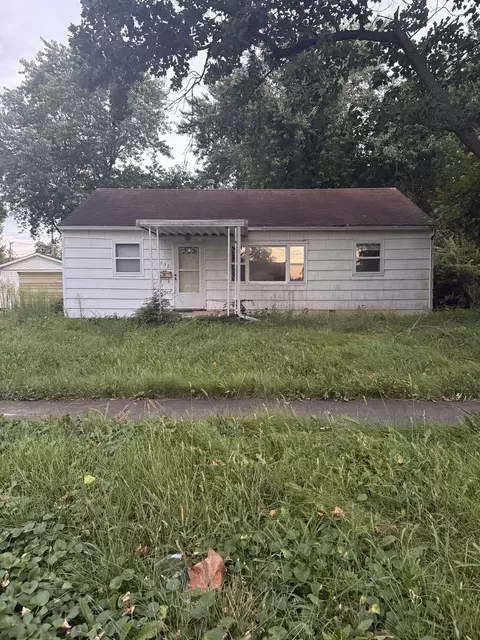 932 E Sangamon Ave, Rantoul, IL 61866