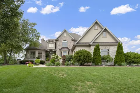 Exterior - 7534 W Pennington Ln, Monee, IL 60449 photo 2 of 7