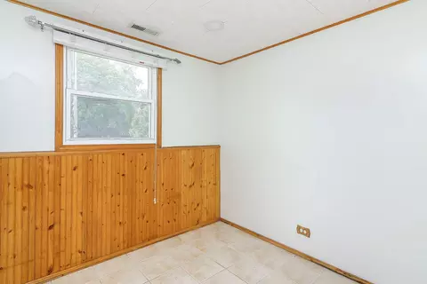 Other - 957 Grant St, Bartlett, IL 60103 photo 4 of 5