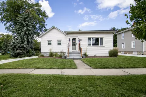 333 W North St, Peotone, IL 60468