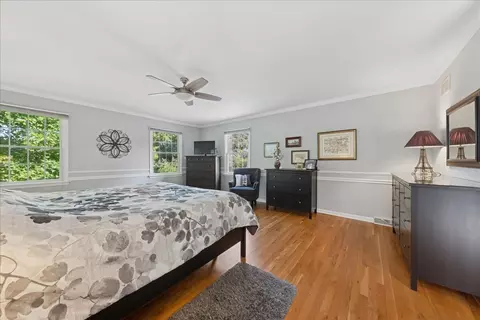 415 Hamilton Dr, Wheaton, IL 60189 photo 17