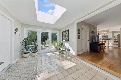 415 Hamilton Dr, Wheaton, IL 60189 photo 13