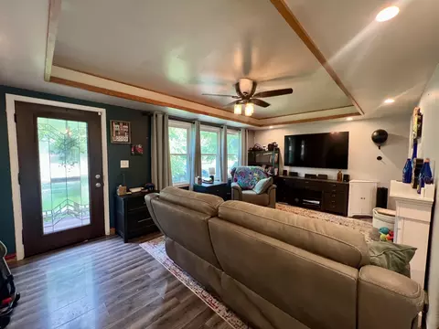 911 S Adelaide St, Normal, IL 61761 photo 5