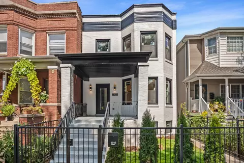 1910 W Farragut Ave, Chicago, IL 60640