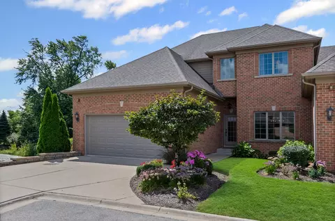 4037 Ashwood Park Ct, Naperville, IL 60564