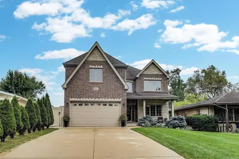 554 W Crockett Ave, Elmhurst, IL 60126