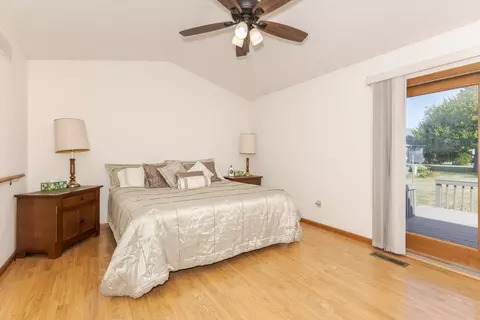 Bedroom - 1502 A Tamarack Cc Trl, Normal, IL 61761 photo 2 of 6