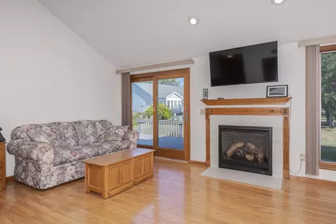 Living - 1502 A Tamarack Cc Trl, Normal, IL 61761 photo 4 of 4