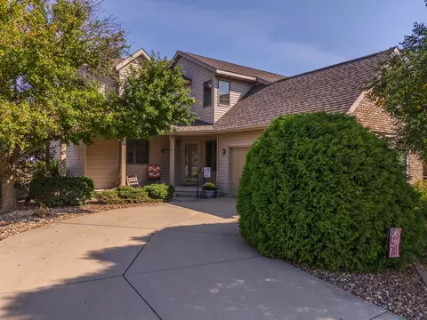 Exterior - 1502 A Tamarack Cc Trl, Normal, IL 61761 photo 13 of 16