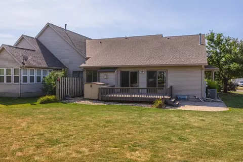 Exterior - 1502 A Tamarack Cc Trl, Normal, IL 61761 photo 11 of 16