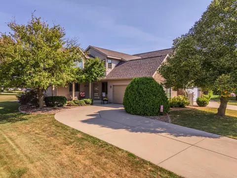 Exterior - 1502 A Tamarack Cc Trl, Normal, IL 61761 photo 16 of 16