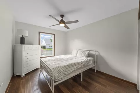 Bedroom - 1801 Chestnut Hill Rd, Plainfield, IL 60586 photo 3 of 3