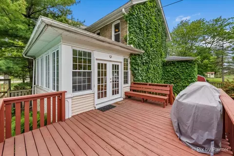 Exterior - 956 South St, Elgin, IL 60123 photo 5 of 15
