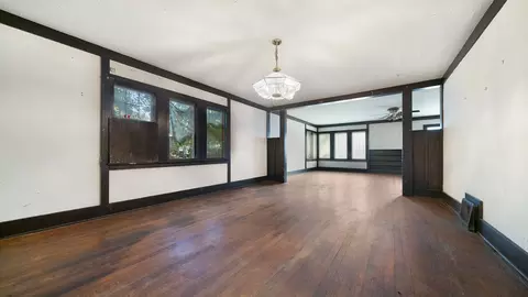 Living - 917 Haskell Ave, Rockford, IL 61103 photo 6 of 10