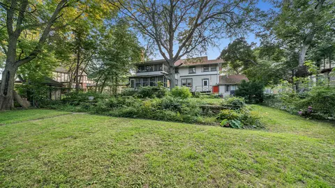 Exterior - 917 Haskell Ave, Rockford, IL 61103 photo 6 of 7