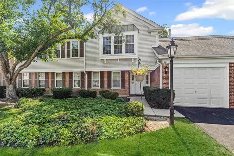 481 Green Bridge Ln #B, Prospect Heights, IL 60070