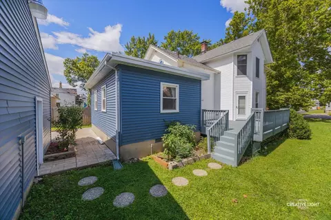 Exterior - 417 Marion Ave, Aurora, IL 60505 photo 5 of 5
