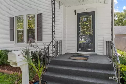 Exterior - 417 Marion Ave, Aurora, IL 60505 photo 2 of 5