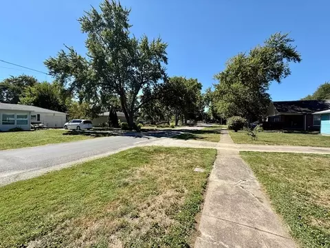 Exterior - 708 E North St, Monticello, IL 61856 photo 9 of 10