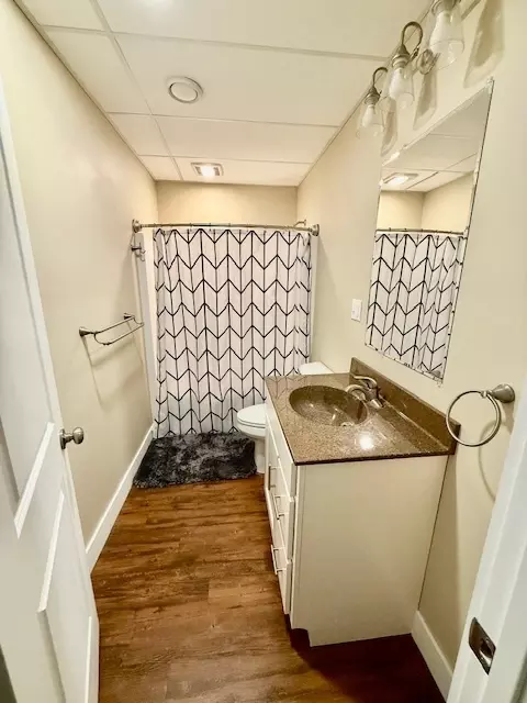 Bath - 708 E North St, Monticello, IL 61856 photo 3 of 3